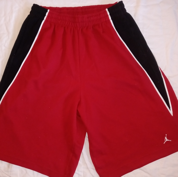COPY - Red/Black Jordan Short Set - Picture 2 of 6